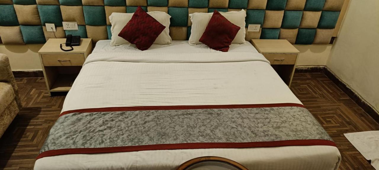 The Grand Orion Hotel Chinhat Luaran gambar