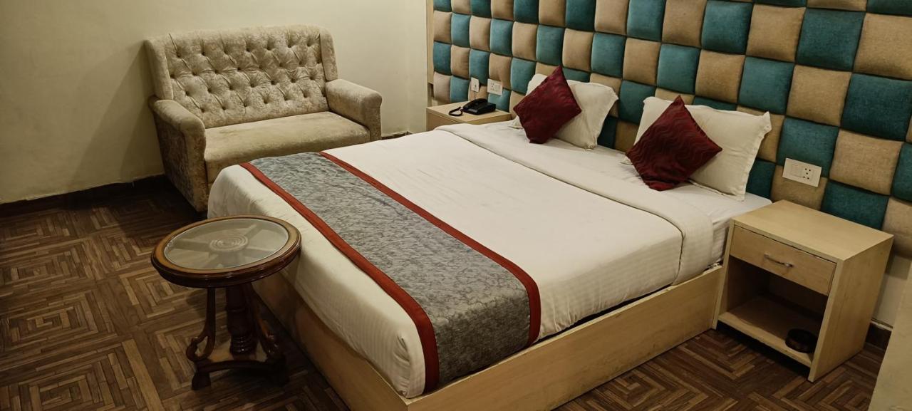 The Grand Orion Hotel Chinhat Luaran gambar