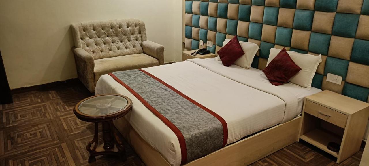 The Grand Orion Hotel Chinhat Luaran gambar