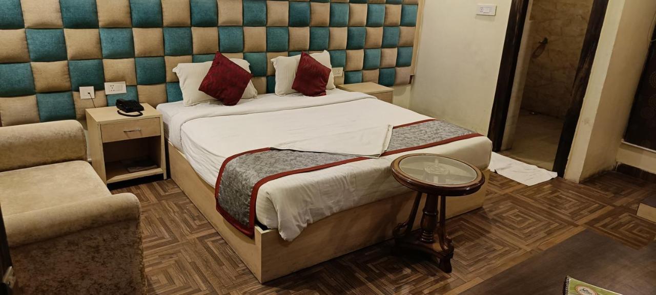 The Grand Orion Hotel Chinhat Luaran gambar